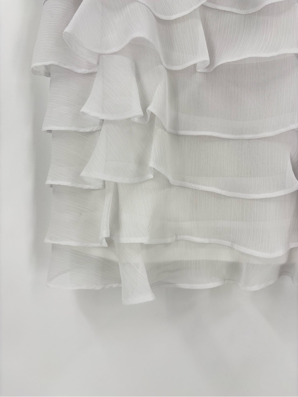 Candies Y2K White Tiered Ruffle Cami Tank NWOT Party Date Coquette Top Large - Picture 4 of 13